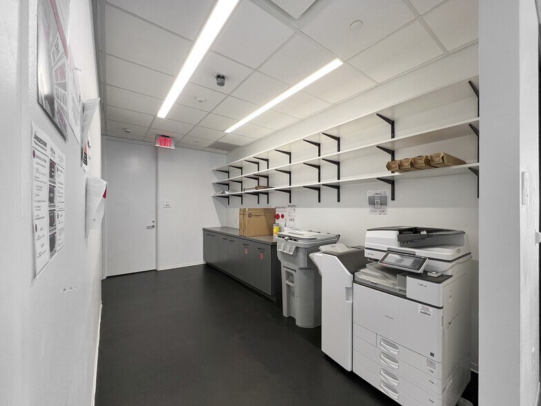 More Photos Of 200 4th Ave S, Nashville Office For Lease