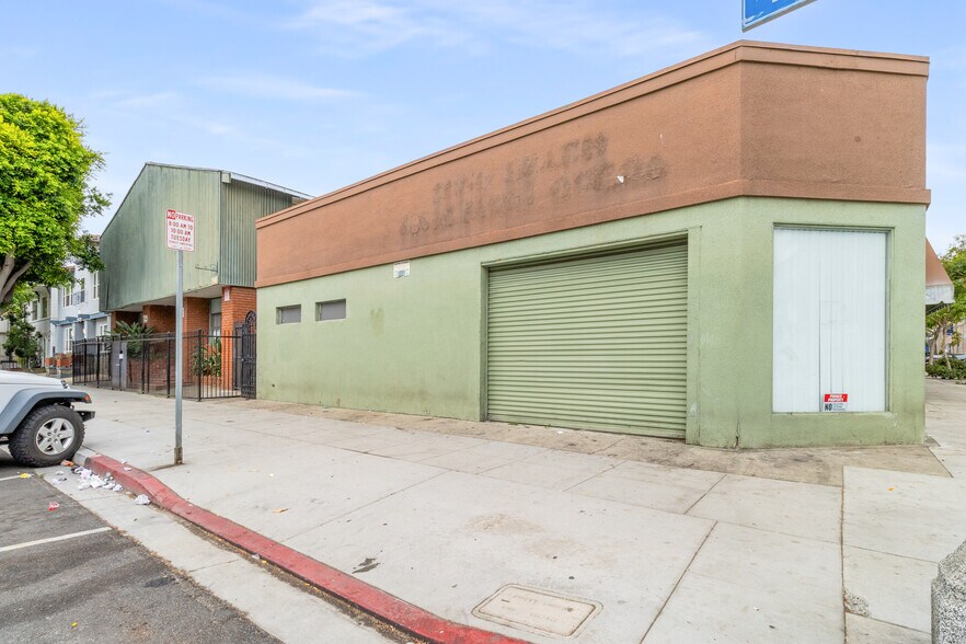 More Photos Of 434 3rd St, Long Beach Distribution For Sale