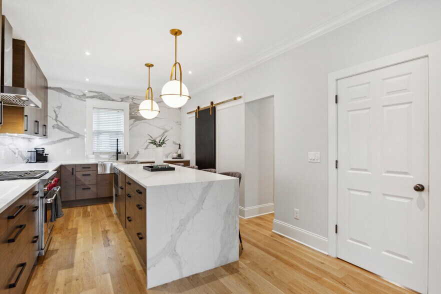More Photos Of 560 Morgan St NE, Atlanta Apartments For Sale