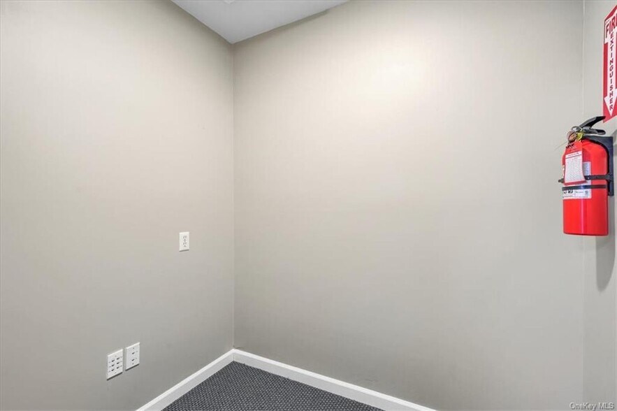 More Photos Of 2679 Route 17M, Goshen Medical For Lease