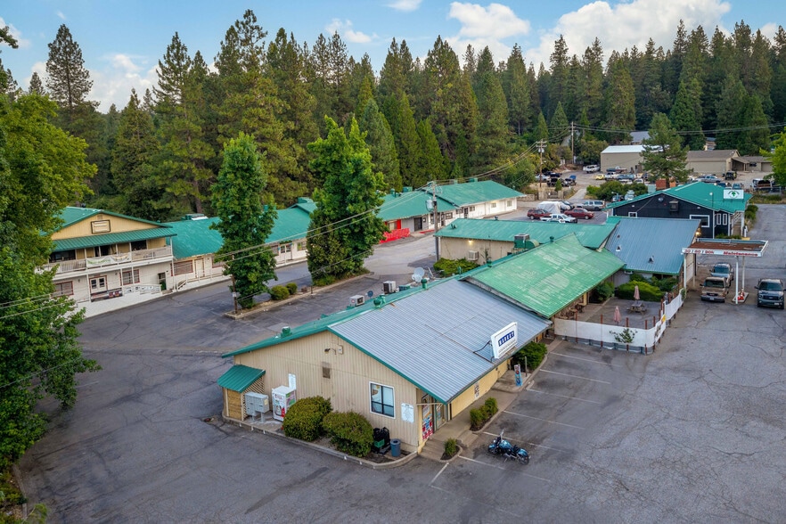 More Photos Of 13451 Colfax hwy, Grass Valley General Retail For Sale