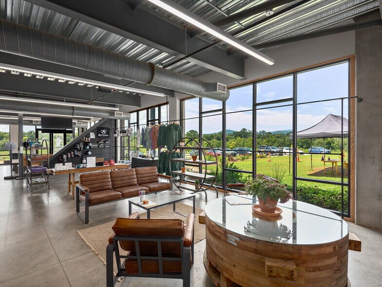 More Photos Of 701 Old Fanning Bridge Rd, Fletcher Sports And Entertainment For Sale