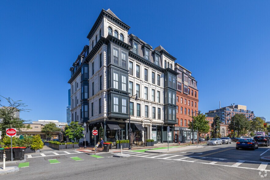 Primary Photo Of 565 Tremont St, Boston Storefront Retail Residential For Lease