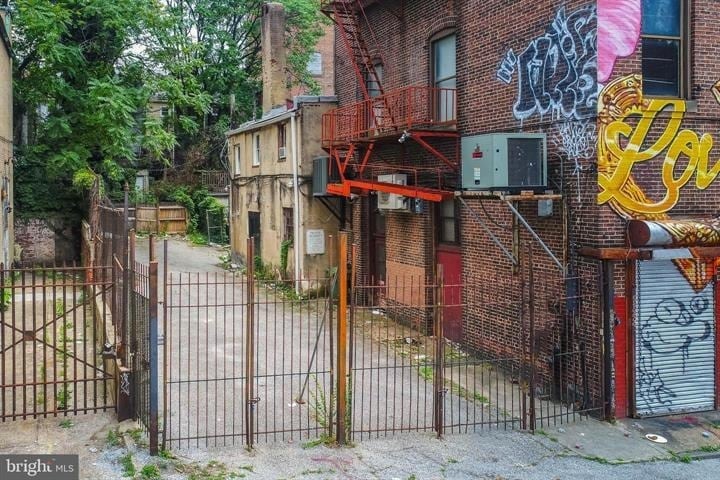 More Photos Of 311 Tyson st, Baltimore Specialty For Sale