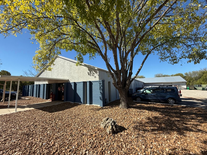 Primary Photo Of 1910 S Interstate 35, San Marcos Manufacturing For Sale