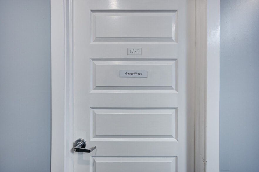 More Photos Of 628 E Parent Ave, Royal Oak Office Residential For Lease