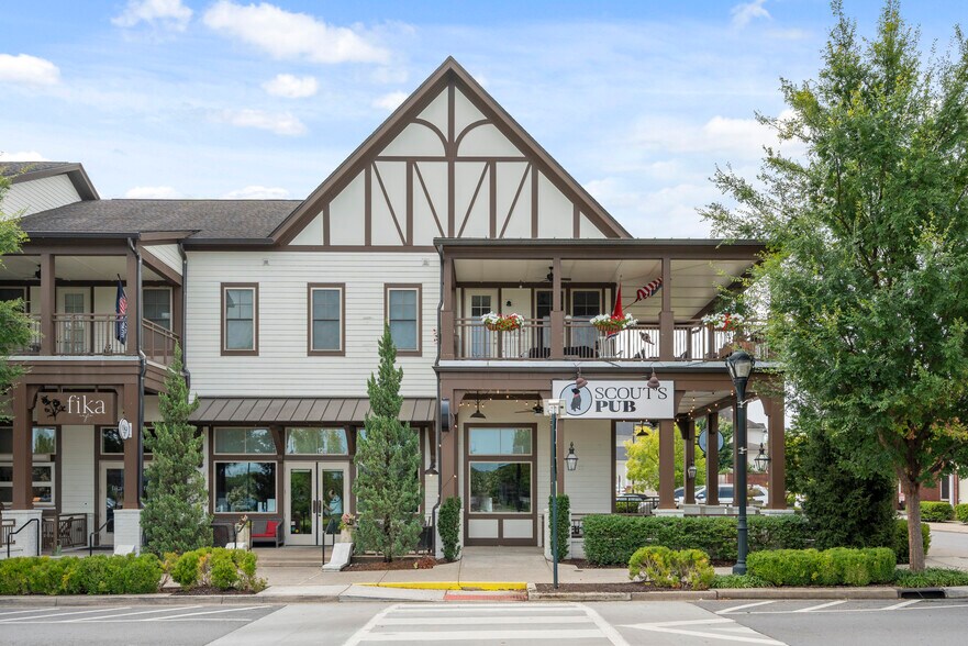 More Photos Of 158 Front St, Franklin Apartments For Sale