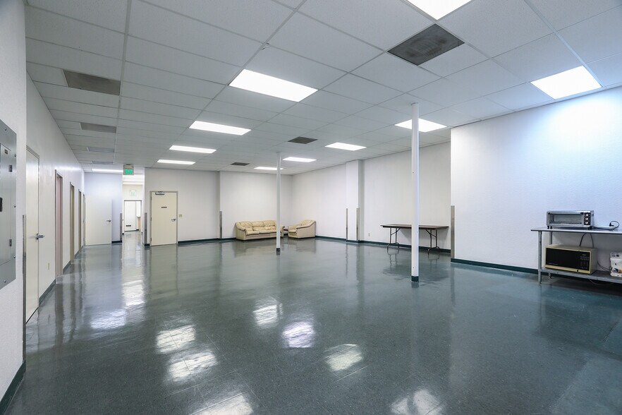 More Photos Of 520 27th St, Oakland Office For Sale