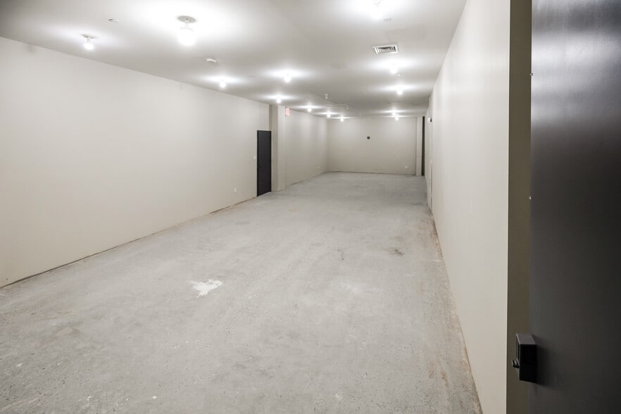 More Photos Of 590 Smith St, Brooklyn Flex For Lease