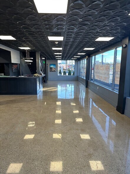 More Photos Of 346 Washington St, Stoughton Freestanding For Lease