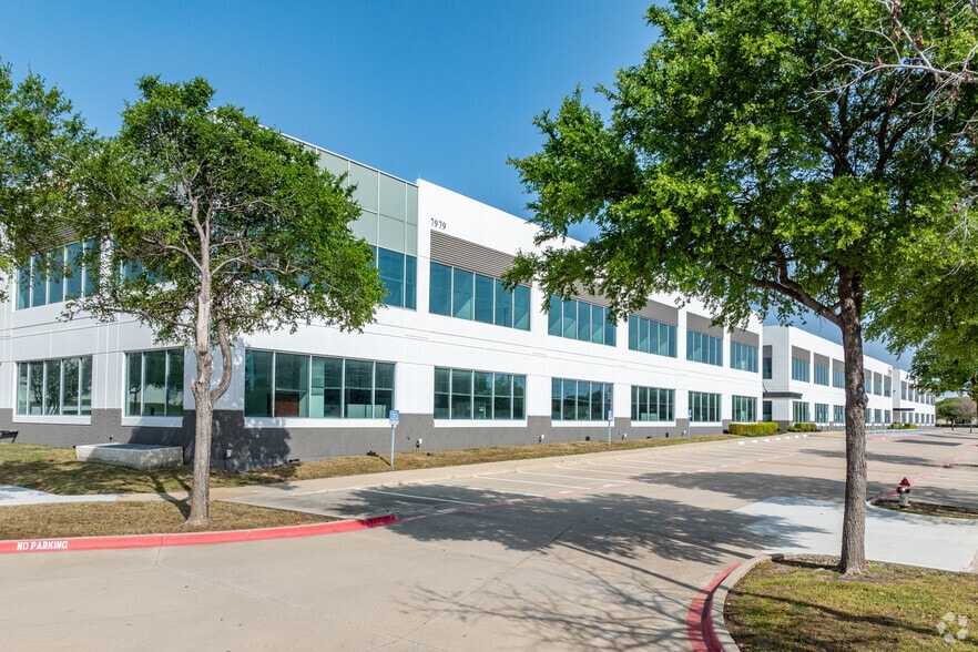 Primary Photo Of 7979 N Belt Line Rd, Irving Office For Lease