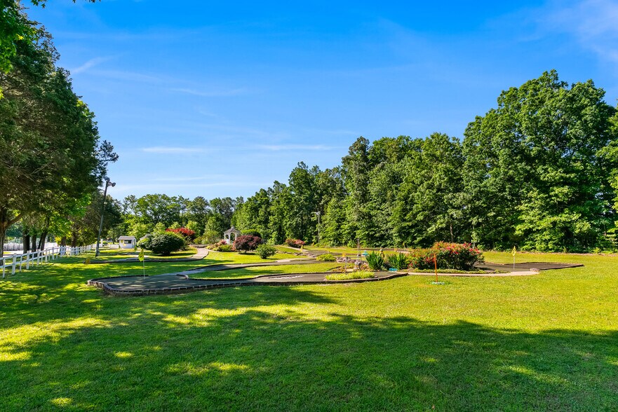 More Photos Of 5075 Crain Hwy, La Plata Golf Course Driving Range For Sale