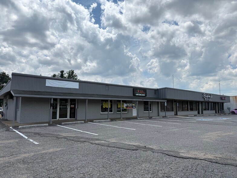 More Photos Of 1765-1799 Main St, Southaven Freestanding For Sale