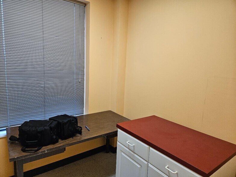 More Photos Of 19411 McKay Blvd, Humble Medical For Lease