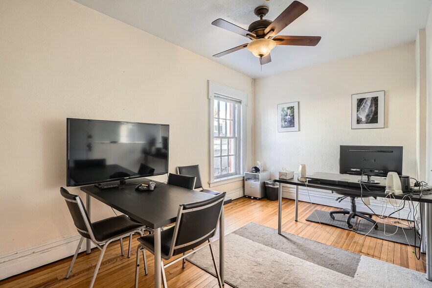 More Photos Of 940 Logan St, Denver Office For Lease