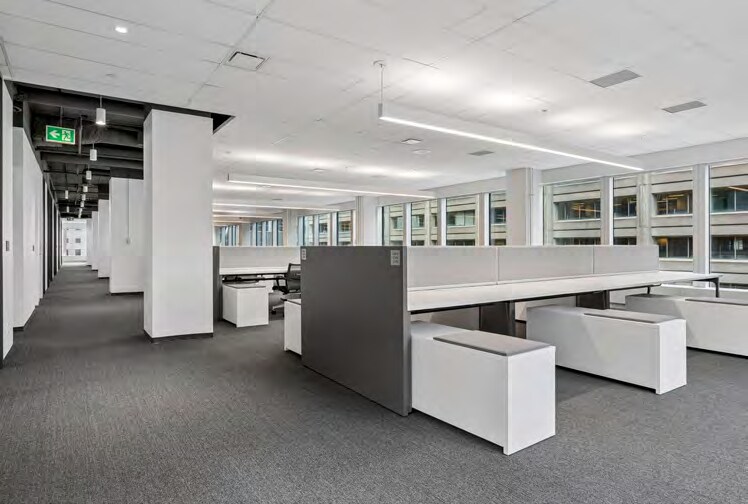 More Photos Of 60 Bloor St W, Toronto Office For Lease