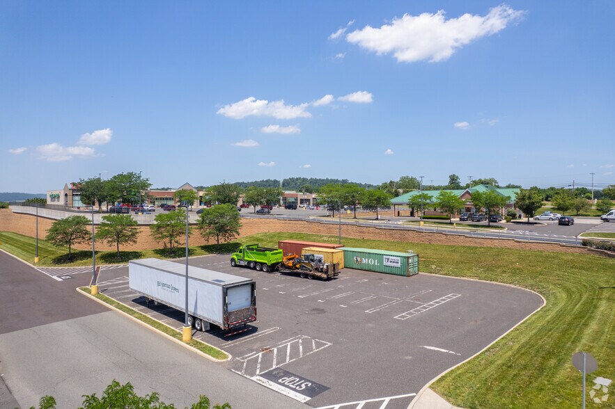 More Photos Of Gravel Pike & Blommer Dr, East Greenville Land For Sale