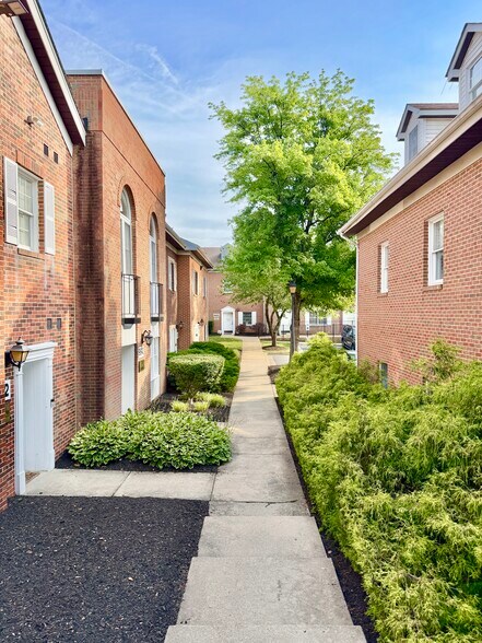 More Photos Of , Upper Marlboro Office For Sale