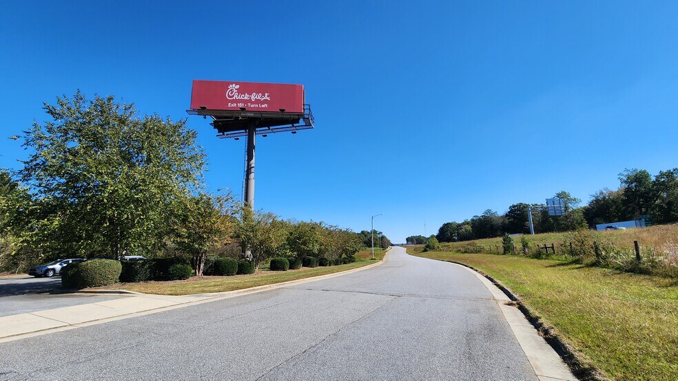 More Photos Of 163 Absher Park, Statesville Medical For Sale