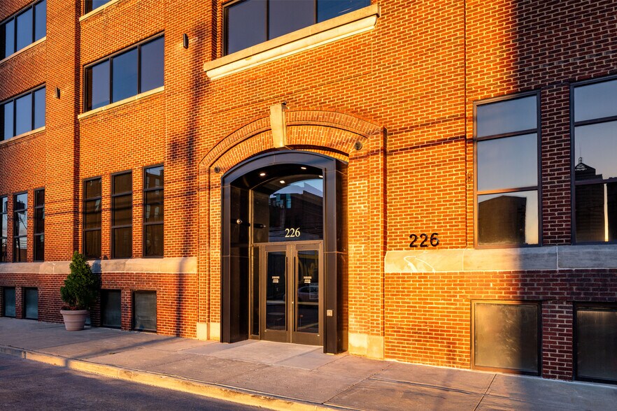 More Photos Of 226 N 5th St, Columbus Loft Creative Space For Lease