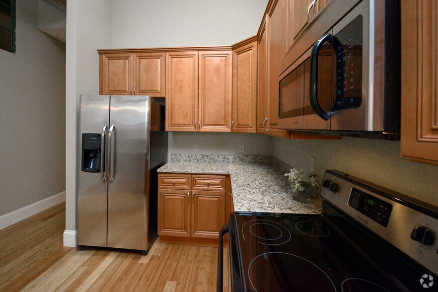 More Photos Of 12 Eagle St, Providence Apartments For Lease