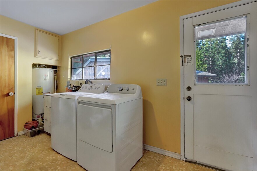 More Photos Of 14724 N Bloomfield Rd, Nevada City Flex For Sale