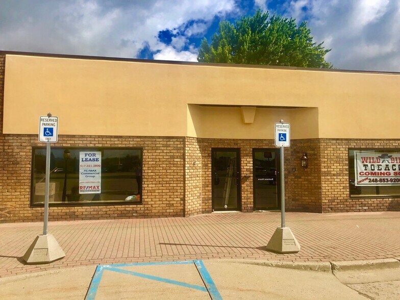 More Photos Of 615-643 E Saginaw Hwy, Grand Ledge Unknown For Lease