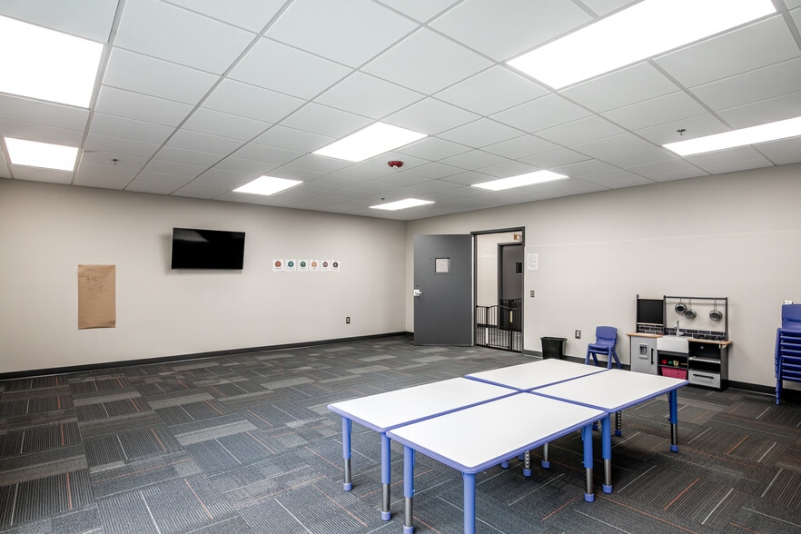 More Photos Of 3500 Riverside Dr, Macon-Bibb Religious Facility For Sale
