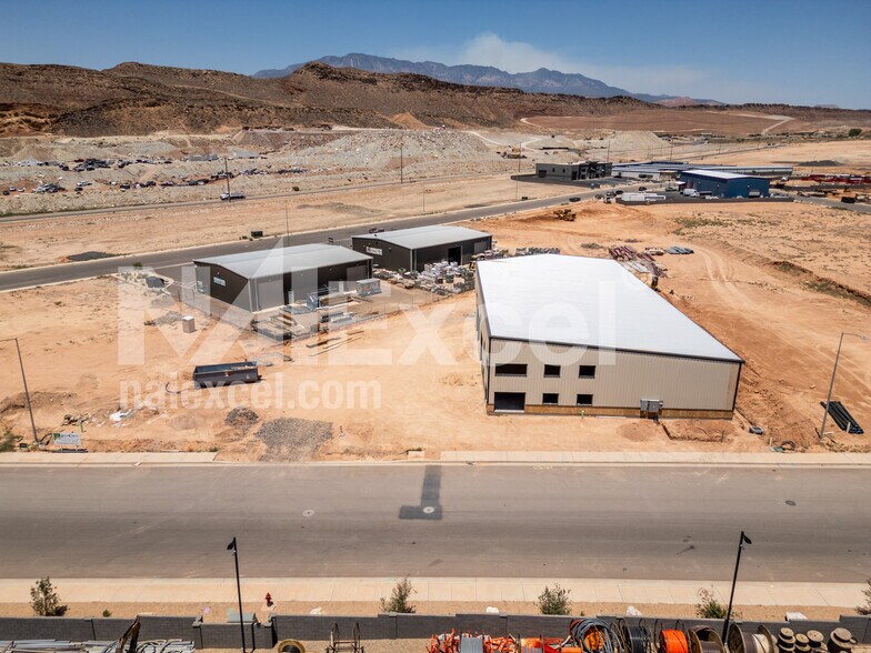 More Photos Of 3321 E Plant Dr, Washington Industrial For Lease
