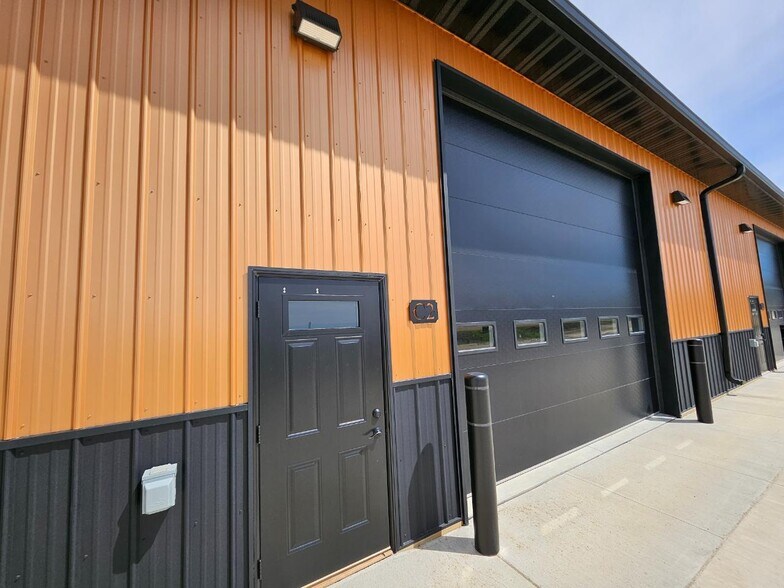 More Photos Of 6472 30th Ave NE, Rugby Showroom For Sale
