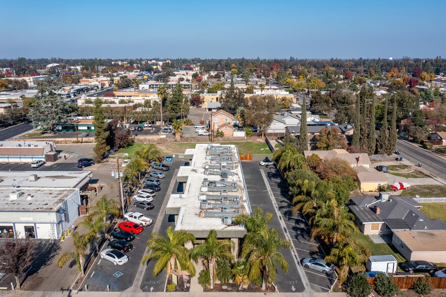 More Photos Of 1920 W Princeton Ave, Visalia Office For Sale