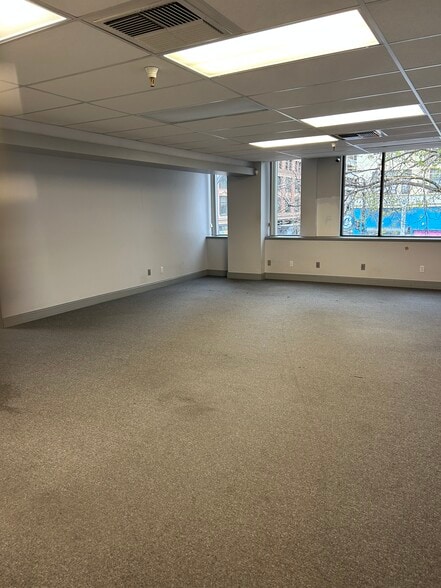 More Photos Of 1771-1775 Broadway, Oakland Office For Lease