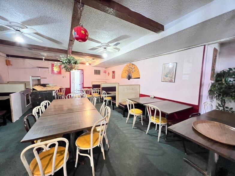 More Photos Of 6 Market St, Osage City Freestanding For Sale