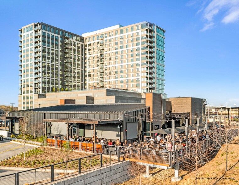 Primary Photo Of 1170 W 22nd St, Oak Brook Restaurant For Sale