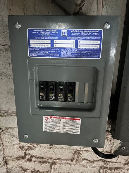 More Photos Of 983 26th St, Des Moines Multifamily For Sale