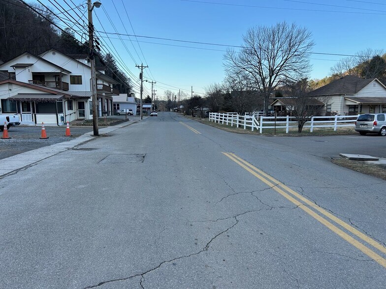More Photos Of 100 W Tennessee Ave, McCaysville Land For Sale
