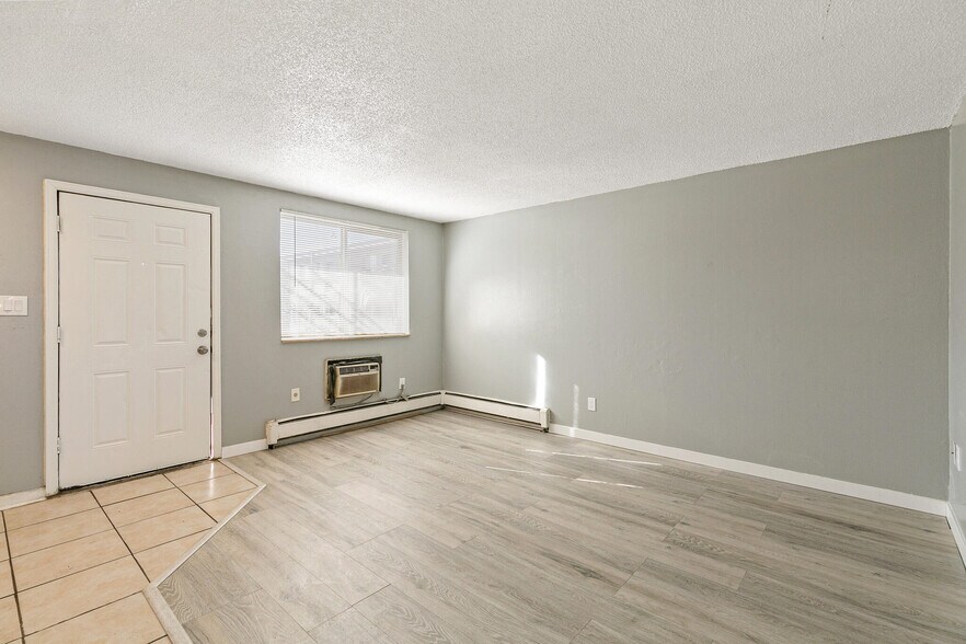 More Photos Of 5228 S Fox St, Littleton Apartments For Sale