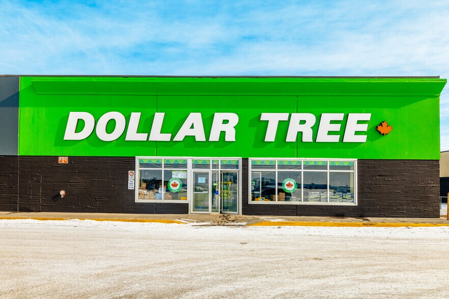 More Photos Of 3725 56 St, Wetaskiwin General Retail For Lease