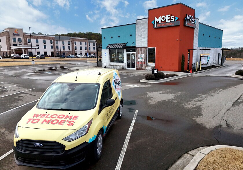 More Photos Of 212 Highland Pky, Ellijay Fast Food For Lease