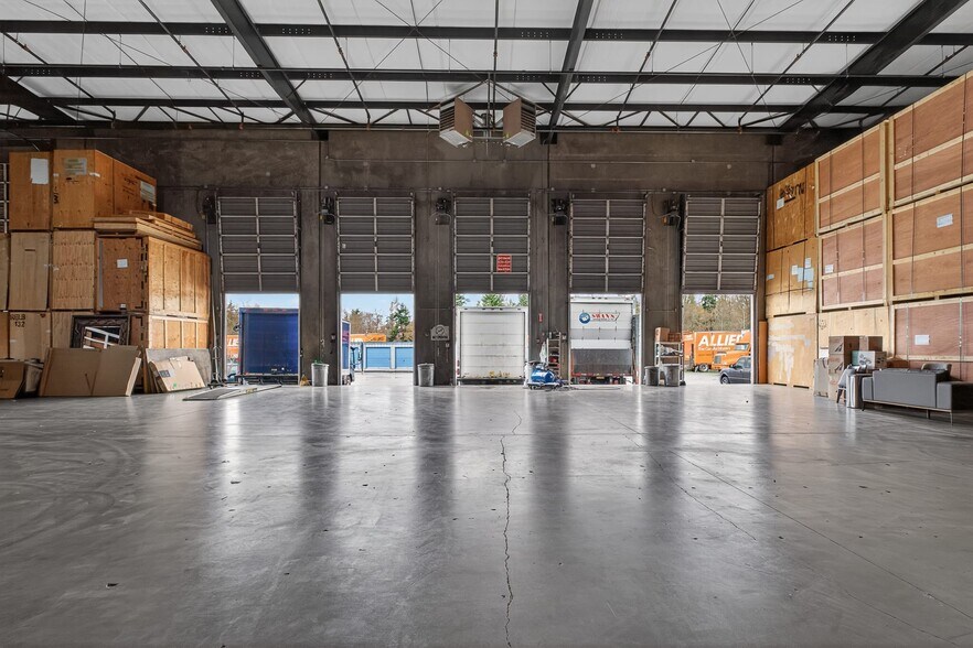 More Photos Of 4350 Pacific Hwy, Bellingham Industrial For Sale