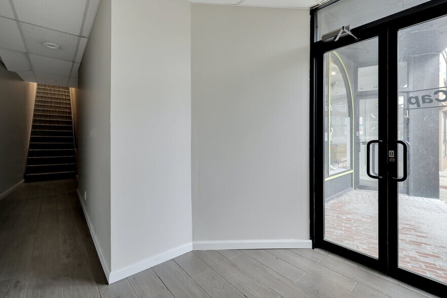 More Photos Of 55 Atlantic Ave, Lynbrook Office For Lease