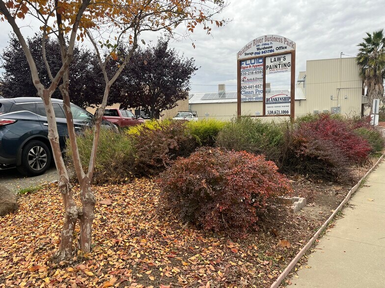 More Photos Of 1182-1200 Market St, Yuba City Warehouse For Lease