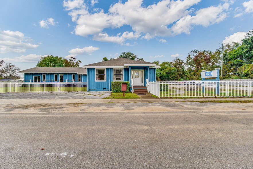 Primary Photo Of 725 S J St, Pensacola Office Residential For Sale