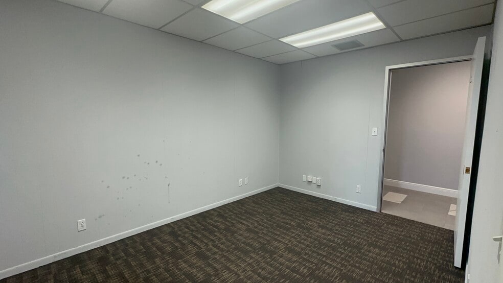More Photos Of 1771 N State Road 7, Fort Lauderdale Loft Creative Space For Sale