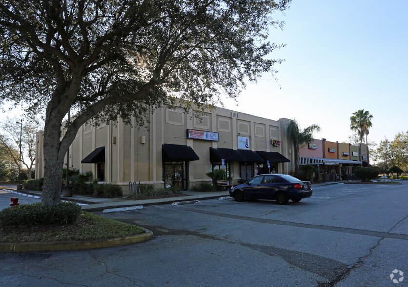 More Photos Of 1097-1131 S Clarke Rd, Ocoee Storefront Retail Office For Lease