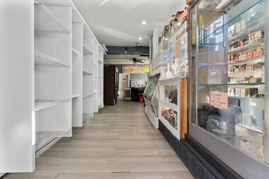 More Photos Of 380 Arch St, New Britain Apartments For Sale