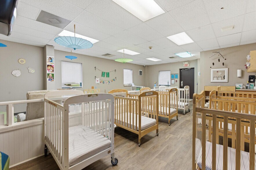 More Photos Of 1600 Alex Dr, Wilmington Daycare Center For Sale