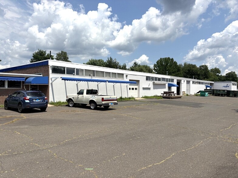 More Photos Of 323 Clark St, Milldale Industrial For Sale