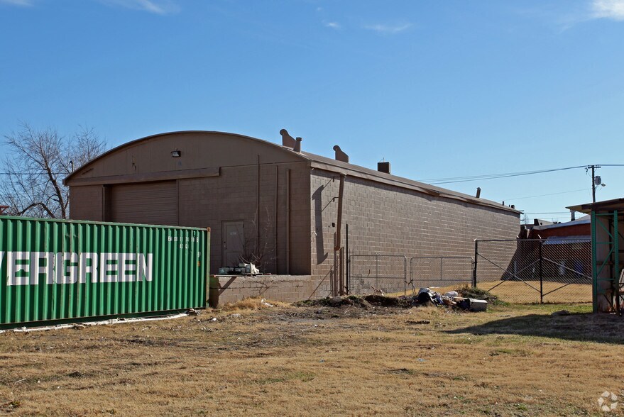 More Photos Of 5023 E Admiral Pl, Tulsa Warehouse For Sale