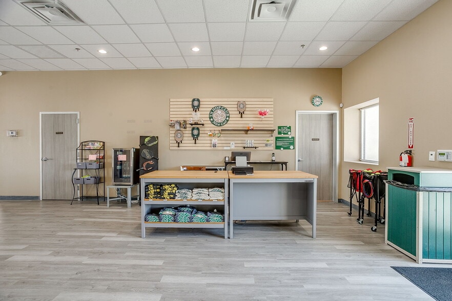 More Photos Of 1109 Hwy 51, Granbury Freestanding For Sale